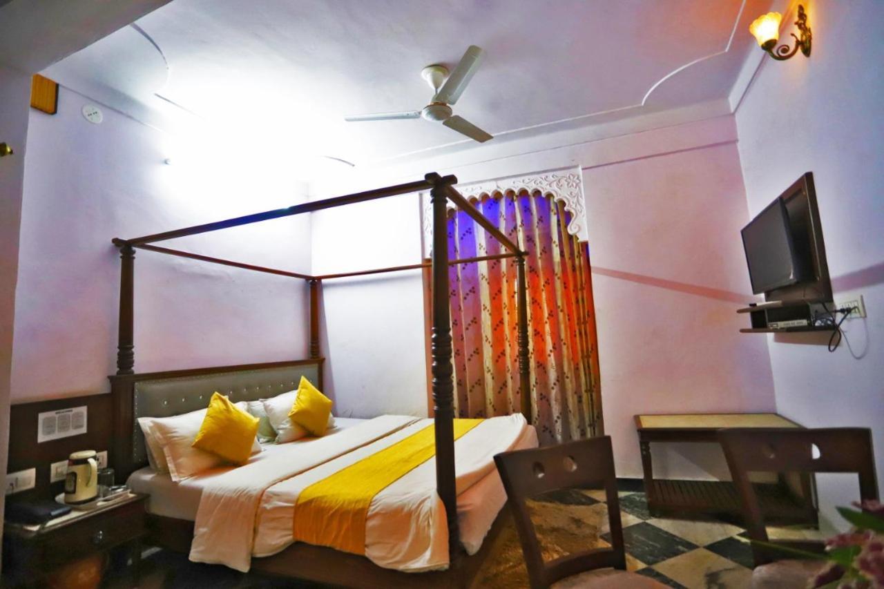 Hotel Rang Sagar Haveli Udaipur Luaran gambar
