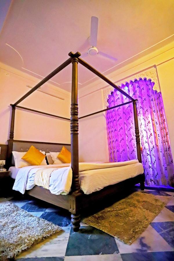 Hotel Rang Sagar Haveli Udaipur Luaran gambar